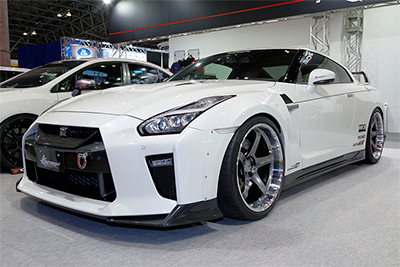 Kansai R35 MY17 スーパーストリート