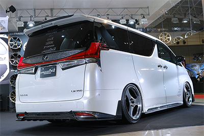 TOYOTA ALPHARD + ADVAN Racing ONI2 Progressive